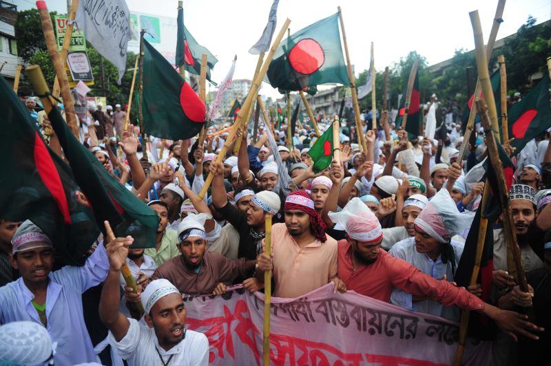 Bagaimana demo di bangladesh berubah jadi kerusuhan mematikan