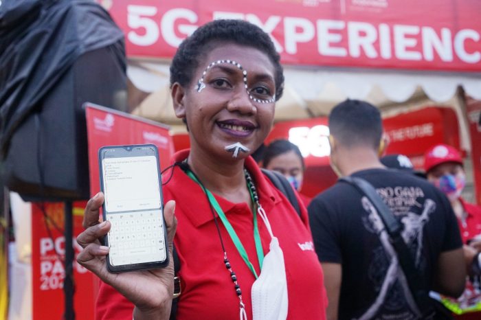 Telkomsel bikin showcase 5g di pon xxi ada 5g cyber dog ai uu robot